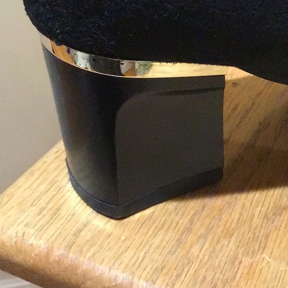 Booties - Picture 4 of 5